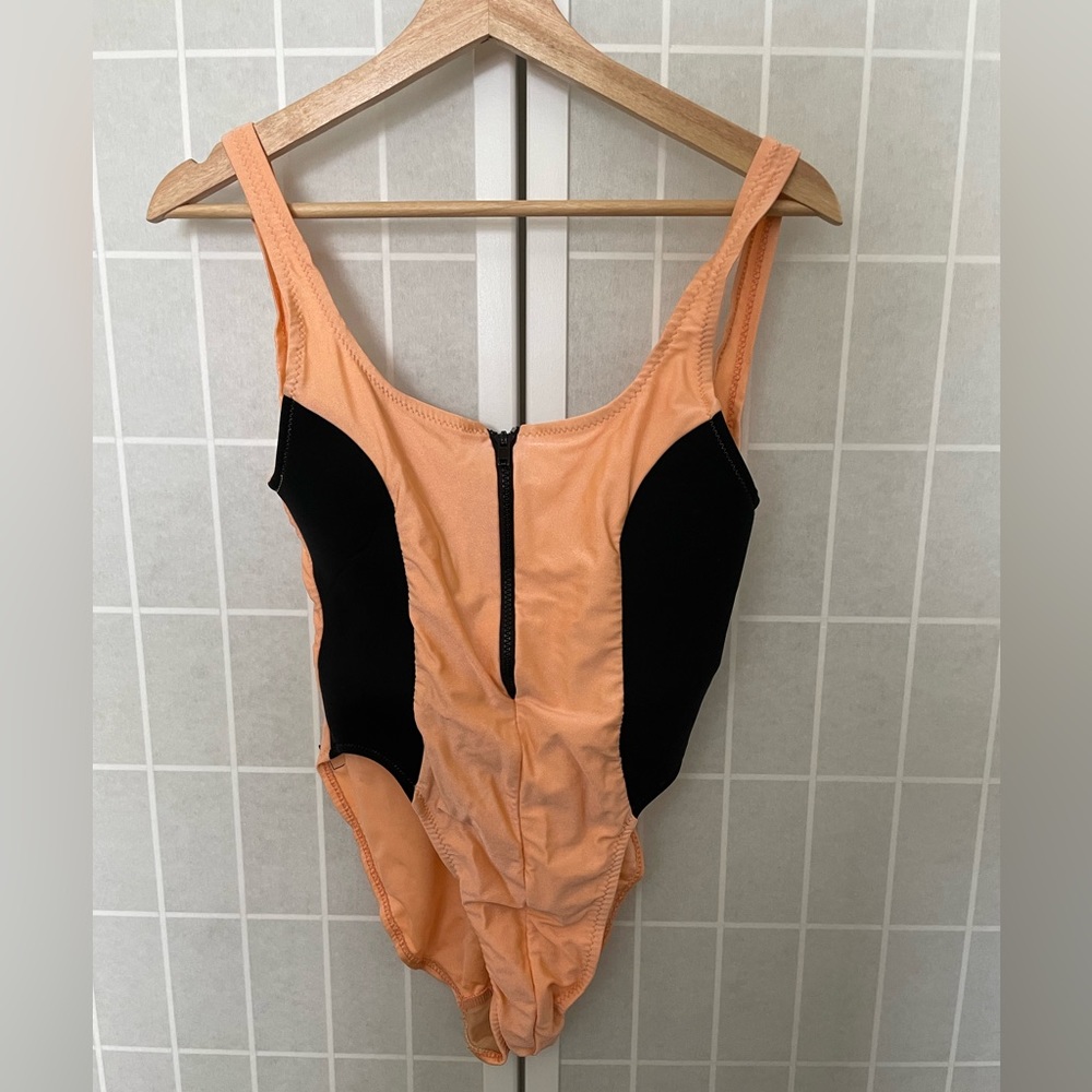 Basic Image One Piece zipper front Orange and Black, size M.